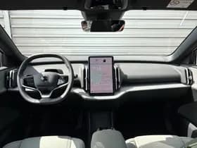 Volvo EX30 Cross Country Twin Motor Performance Ultra 69 kWh / Private lease vanaf 699,- / Cross Country Experience-pakket gratis ter waarde van €2775,- / thumbnail 16