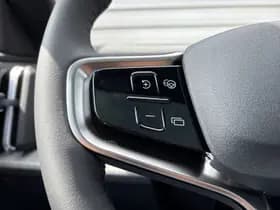 Volvo EX30 Cross Country Twin Motor Performance Ultra 69 kWh / Private lease vanaf 699,- / Cross Country Experience-pakket gratis ter waarde van €2775,- / thumbnail 20