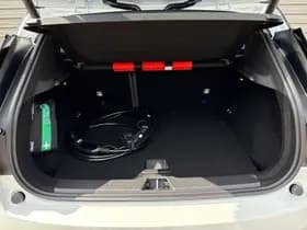 Volvo EX30 Cross Country Twin Motor Performance Ultra 69 kWh / Private lease vanaf 699,- / Cross Country Experience-pakket gratis ter waarde van €2775,- / thumbnail 7