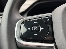 Volvo V60 2.0 T8 Plug-in hybrid AWD Plus Dark / Speciale samenstelling / 19" Velgen Black / B&W audio / Exterieur Styling Kit / thumbnail 22