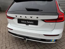 Volvo V60 T6 Plug-in hybrid AWD Plus Dark / I Love Sweden uitvoering / Exterieur Styling kit / 19" Velgen / Sport stoelen / thumbnail 24