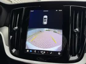 Volvo V60 T6 Plug-in hybrid AWD Plus Dark / I Love Sweden uitvoering / Exterieur Styling kit / 19" Velgen / Sport stoelen / thumbnail 28