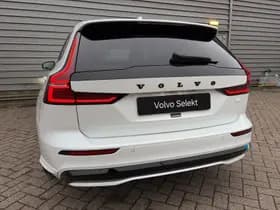 Volvo V60 T6 Plug-in hybrid AWD Plus Dark / I Love Sweden uitvoering / Exterieur Styling kit / 19" Velgen / Sport stoelen / thumbnail 7