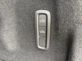 Volvo XC60 T6 350PK Plug-in hybrid AWD Ultra Dark / Black Sheep pakket / Luchtvering / Nordico bekleding / thumbnail 23