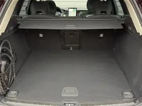 Volvo XC60 T6 350PK Plug-in hybrid AWD Ultra Dark / Black Sheep pakket / Luchtvering / Nordico bekleding / thumbnail 8