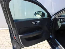 Volvo V60 T6 Plug-in hybrid AWD Essential Bright thumbnail 15