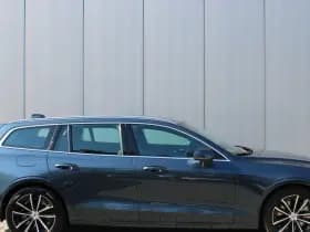 Volvo V60 T6 Plug-in hybrid AWD Essential Bright thumbnail 3