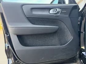 Volvo EX40 Extended Range Ultra 82 kWh / 360 Camera / Kantel/schuifdak / Elektrische voorstoelen / thumbnail 18