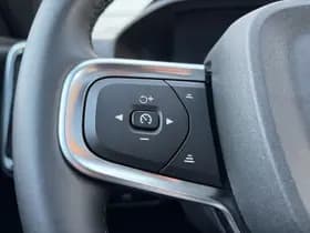 Volvo EX40 Extended Range Ultra 82 kWh / 360 Camera / Kantel/schuifdak / Elektrische voorstoelen / thumbnail 20