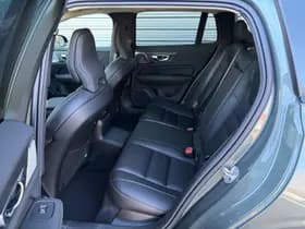 Volvo V60 T6 Plug-in hybrid AWD Ultra Dark / Massage / B&W audio / Stoelventilatie / Panoramadak / thumbnail 12