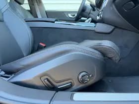 Volvo V60 T6 Plug-in hybrid AWD Ultra Dark / Massage / B&W audio / Stoelventilatie / Panoramadak / thumbnail 25