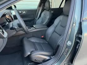 Volvo V60 T6 Plug-in hybrid AWD Ultra Dark / Massage / B&W audio / Stoelventilatie / Panoramadak / thumbnail 9