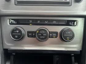 Volkswagen Golf 1.0 TSI 116pk DSG, Camera, Sensor, Cruise, Bluetooth thumbnail 24