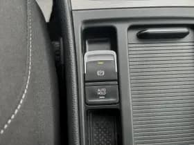 Volkswagen Golf 1.0 TSI 116pk DSG, Camera, Sensor, Cruise, Bluetooth thumbnail 26