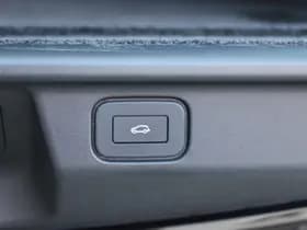 Land Rover Range Rover 4.4 P530 SV thumbnail 67