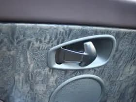 Aston Martin DB11 4.0 V8 thumbnail 13