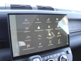 Land Rover Defender OCTA Black P635 4.4 V8 thumbnail 63