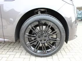 Land Rover Range Rover Sport P440e SE PHEV thumbnail 5