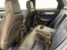 Jaguar F-Pace 2.0 P400e PHEV R-Dynamic SE thumbnail 9