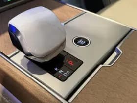 Land Rover Range Rover P550e SV PHEV Riviera Edition 1-10 thumbnail 35