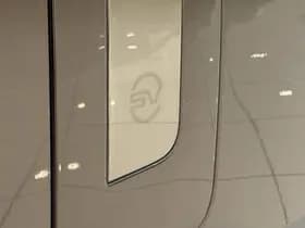 Land Rover Range Rover 3.0 P460e LWB HSE PHEV thumbnail 42