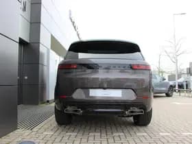 Land Rover Range Rover Sport 4.4 V8 | P530 First Edition thumbnail 7