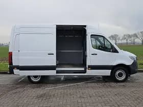 Mercedes-Benz Sprinter thumbnail 15