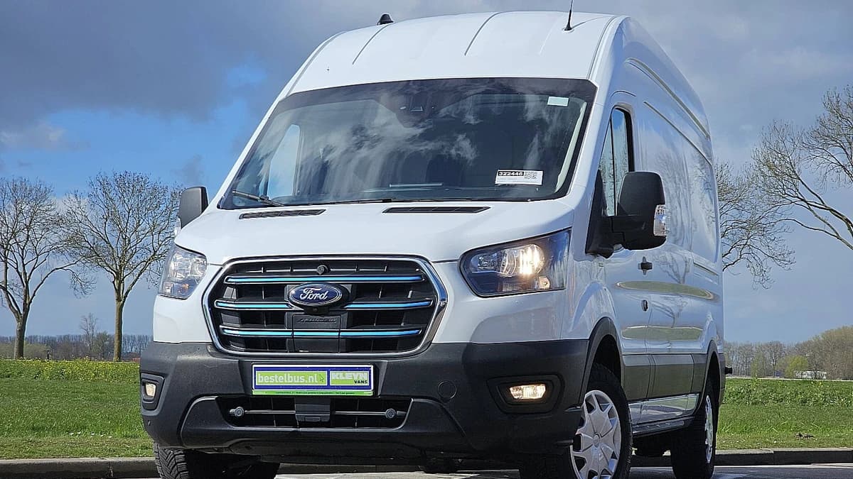 Ford E-Transit — foto 1