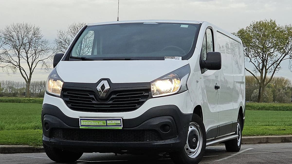 Renault Trafic — foto 1