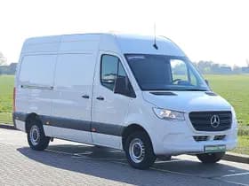 Mercedes-Benz Sprinter thumbnail 4