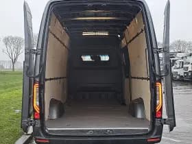 Mercedes-Benz Sprinter thumbnail 14