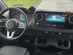 Mercedes-Benz Sprinter thumbnail 7