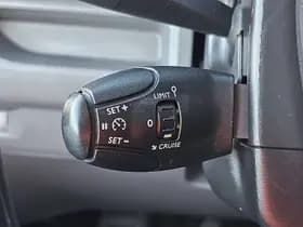 Opel Vivaro thumbnail 11