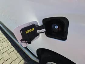 Opel Vivaro thumbnail 18