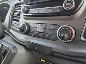 Ford Transit thumbnail 9