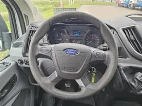 Ford Transit thumbnail 10