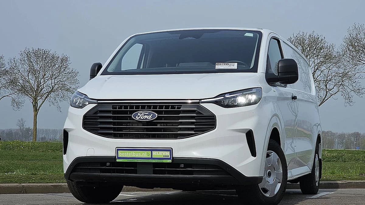 Ford Transit — foto 1