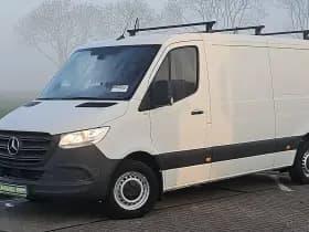 Mercedes-Benz Sprinter thumbnail 2