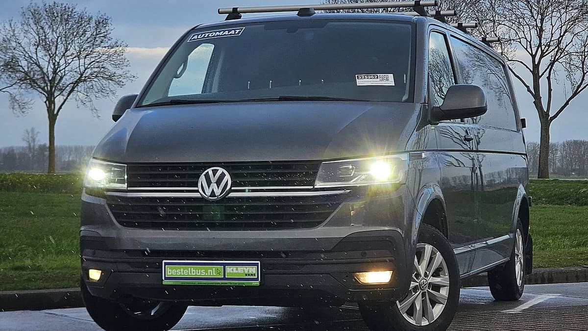 Volkswagen Transporter — foto 1