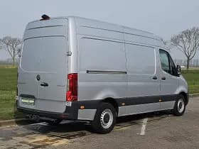 Mercedes-Benz Sprinter thumbnail 3