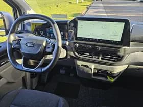 Ford Transit thumbnail 7