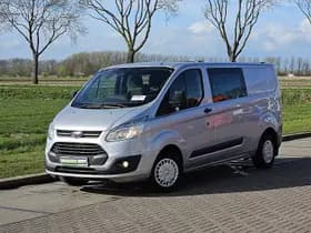 Ford Transit thumbnail 2