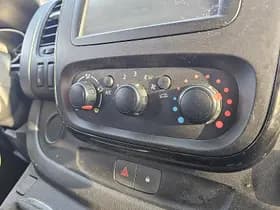 Opel Vivaro thumbnail 9