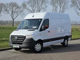 Mercedes-Benz Esprinter thumbnail 2