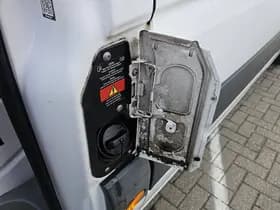 Mercedes-Benz Sprinter thumbnail 13