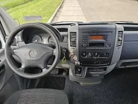 Mercedes-Benz Sprinter thumbnail 7