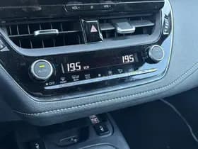 Toyota Corolla thumbnail 36