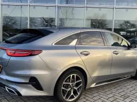Kia Proceed thumbnail 2
