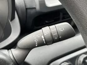 Toyota Yaris thumbnail 31