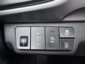 Kia Stonic thumbnail 41